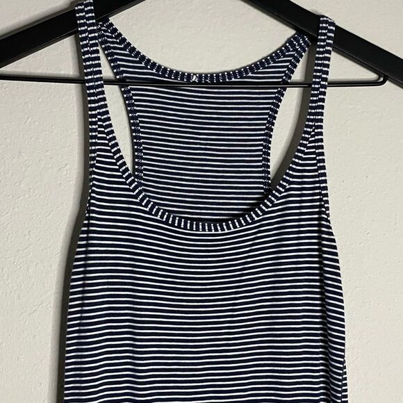 Lululemon Refresh Maxi Dress in Hyper Stripe Inkwell - Picture 8 of 11